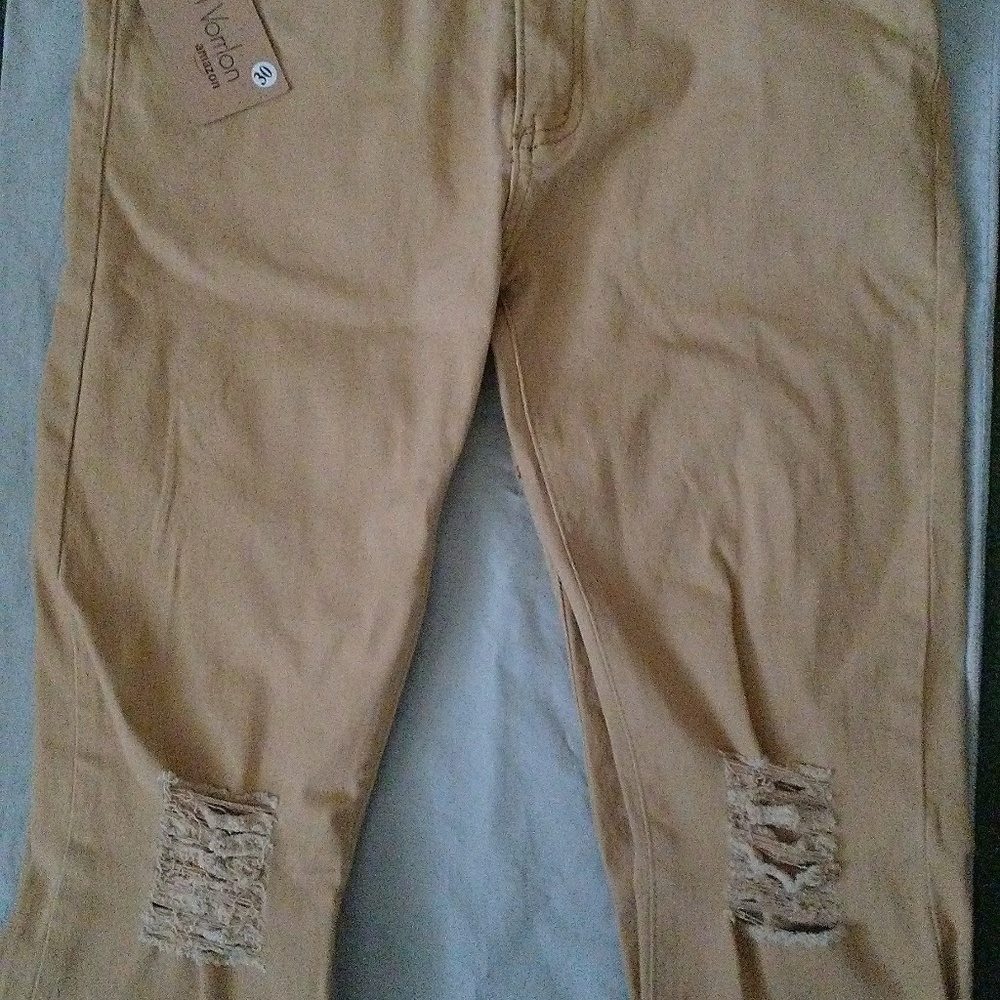 (New) Khaki Ripped Pants